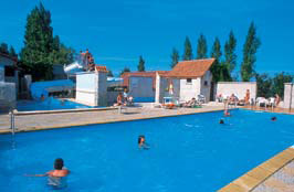 La Bien Assise - Holiday Park in Guines, Picardy, France