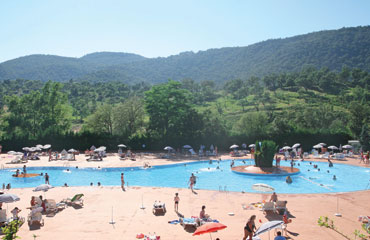 Camping la Pachacaid - Holiday Park in Canadel, Provence-Cote-dAzur, France