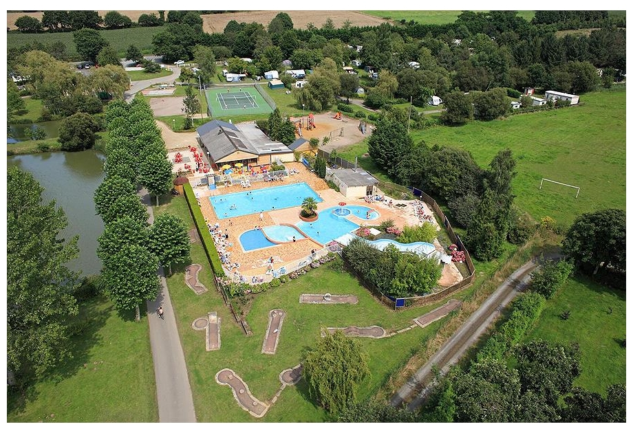 Campsite Le Vieux Chene - Just one of the great holiday parks in Brittany, France